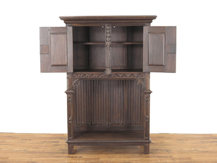 オランダ製　キャビネット　推定1970年製 1880年頃ゴシックキャビネット 62742 アンティーク家具 ウェブ