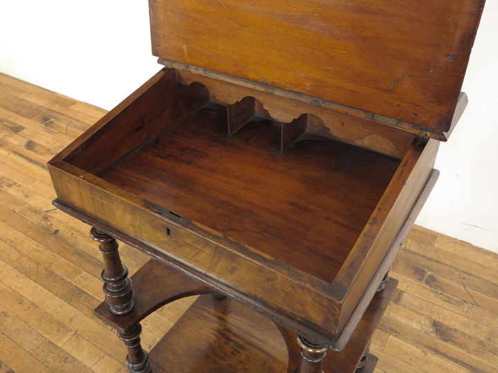 ダベンポートデスク 42826 アンティーク家具 ウェブサイト商品一覧