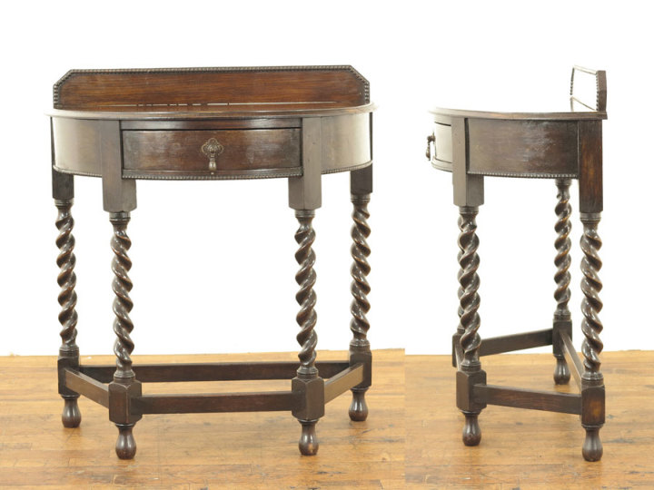 アンティーク　半円　コンソールテーブル　ツイストレッグ　エレガント ツイストレッグ コンソール 55723 アンティーク家具 ウェブ