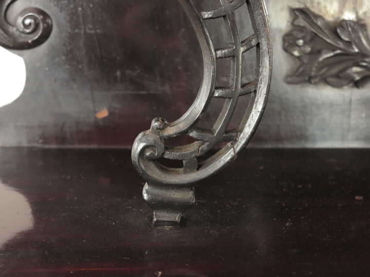 イタリア製 アンティーク ゼニス ZENITH 自動巻き式・1970年代製 アンティーク時計[トノーケース