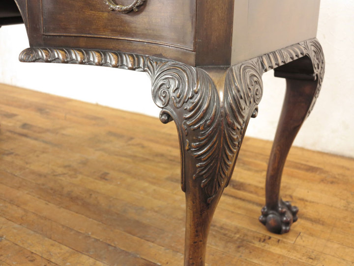 アンティーク デスク サーペンタインフロント デスク 56293 アンティーク家具 ウェブ