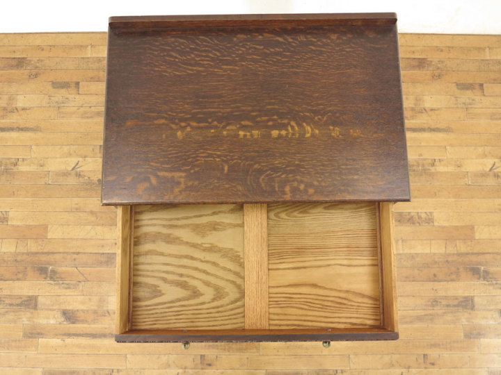 扉付きチェスト 56707 アンティーク家具 ウェブサイト商品一覧