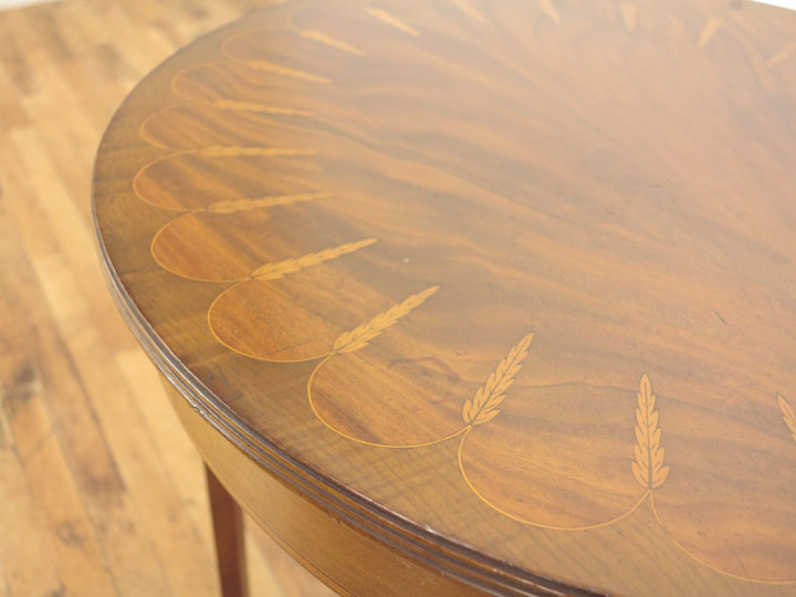 最終お値下げ4月6日15時迄出品 木製サイドテーブル フローラルインレイ 4月6日迄 家具・インテリア 4月6日迄 木製サイドテーブル フローラル