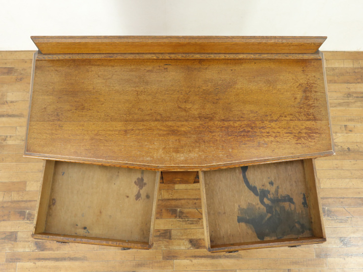 ツイストレッグ サイドボード 57077 アンティーク家具 ウェブサイト