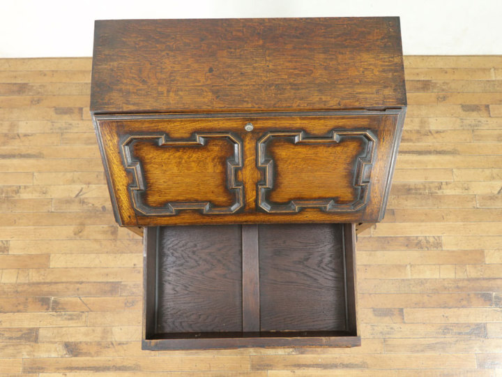 英国らしいライティングビューロー 57166 アンティーク家具 ウェブ