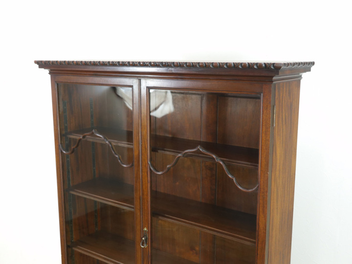 マホガニー材使用のブックケース 57247 アンティーク家具 ウェブサイト