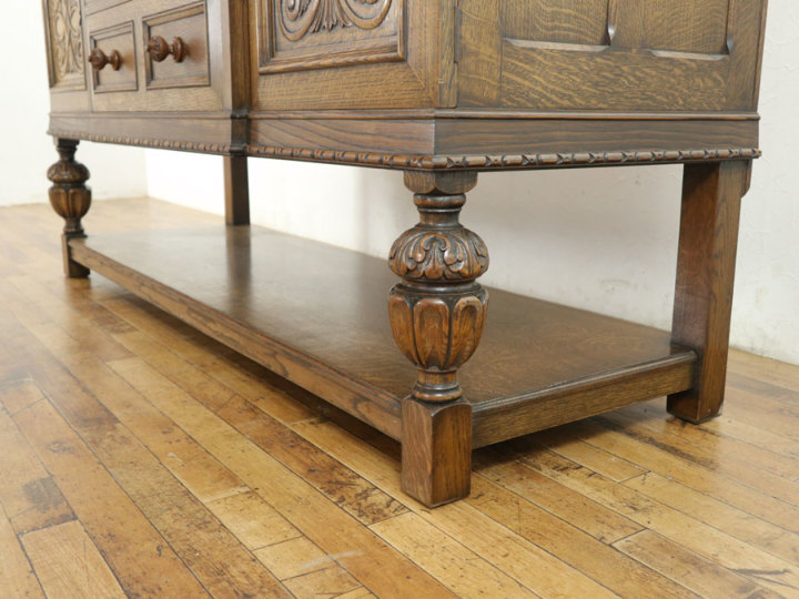 収納性が抜群なサイドボード 57298 アンティーク家具 ウェブサイト商品