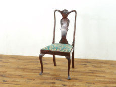 �N�B�[���A���_�C�j���O�`�F�A �C�M���X�A���e�B�[�N