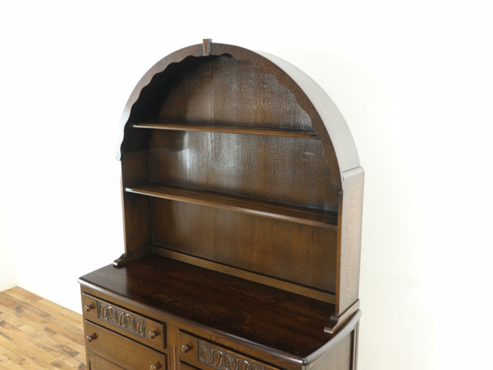 イギリス アンティーク キャビネット 横長タイプ ドームトップ カップボード 57367 アンティーク家具 ウェブ