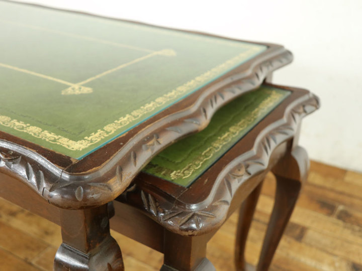 コーヒーテーブルタイプのネストテーブル 57578 アンティーク家具