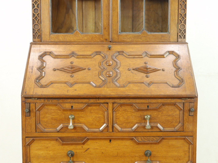 少し明るめなお色のブックビューロー 57734 アンティーク家具