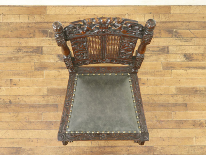 天使の彫刻 レアスタイル チェア 57807b アンティーク家具