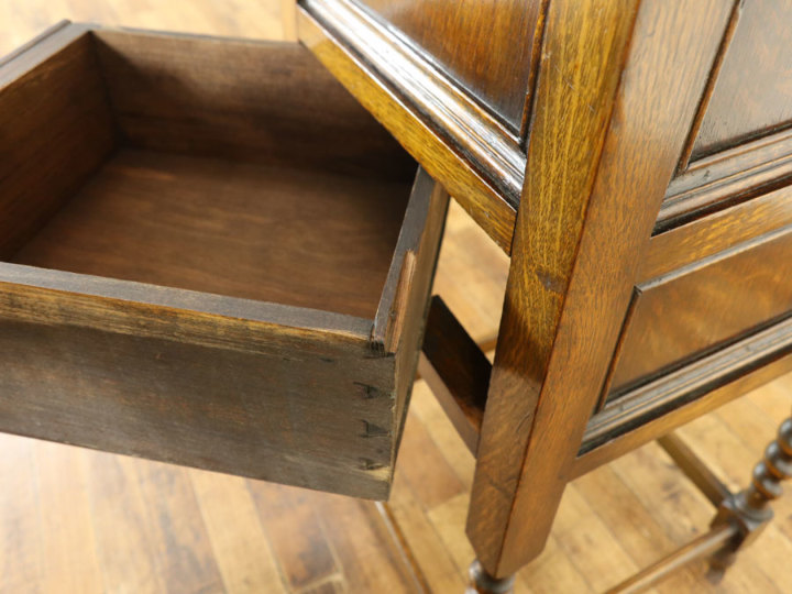 最終価格！高級　ビンテージ家具　彫刻家具　木箱 裁縫箱として使われていた木製のアンティークソーイングボックス