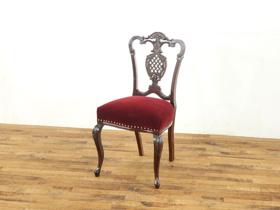 テイスト洋風アンティーク家具　椅子　イス　チェア　英国アンティーク　ビクトリアン　猫脚　鋲打