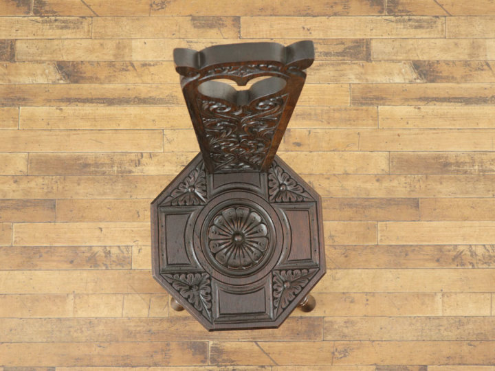 小ぶりで可愛らしいスピニングチェア 58147 アンティーク家具 ウェブ