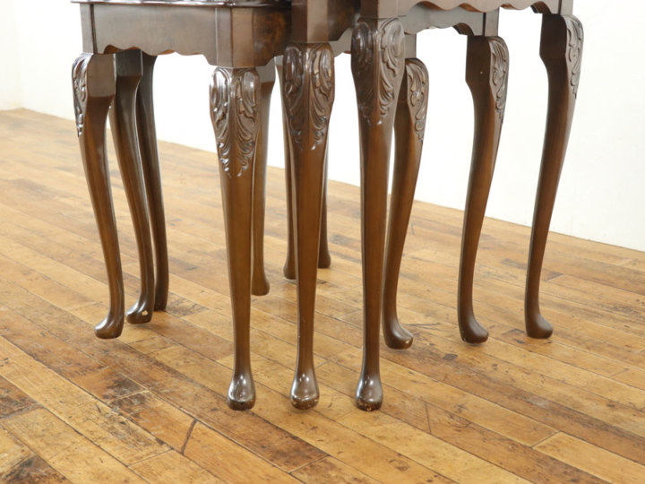 渋い杢目にガラストップのネストテーブル 58282 アンティーク