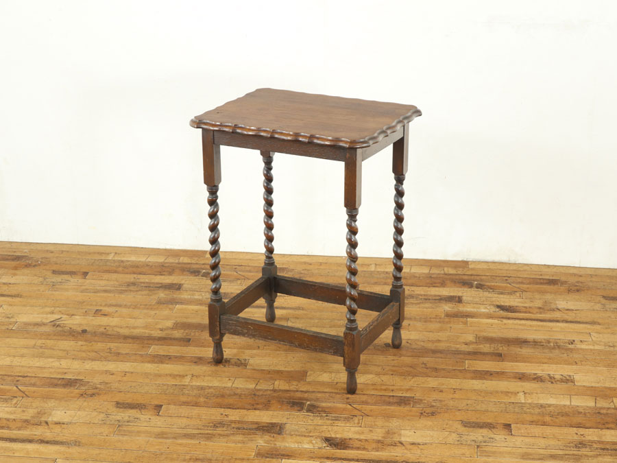 大定番は大活躍！オケージョナルテーブル 58301 アンティーク家具