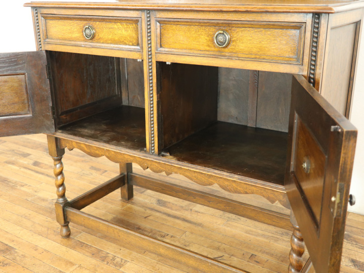 ◇◇ RETRO ビンテージ サイドキャビネット A ◇◇ 横幅狭いめの珍しいサイズ しっかりとした造り サイドボード 58309