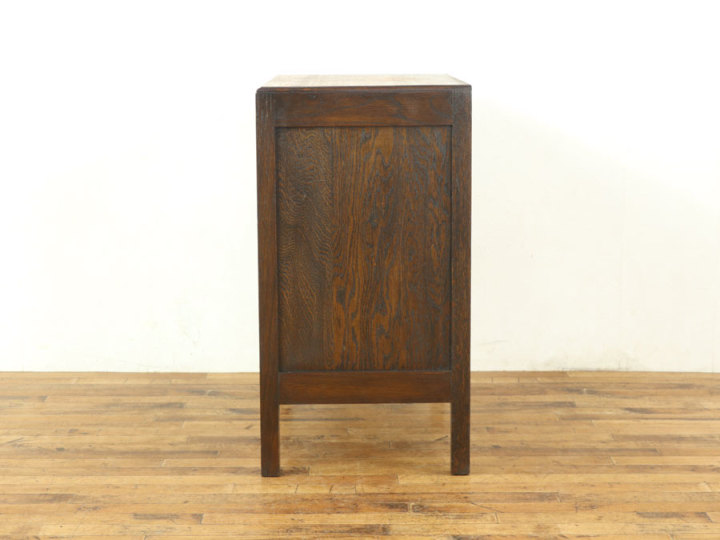 素朴かわいい雰囲気のイギリスアンティークチェスト 58347