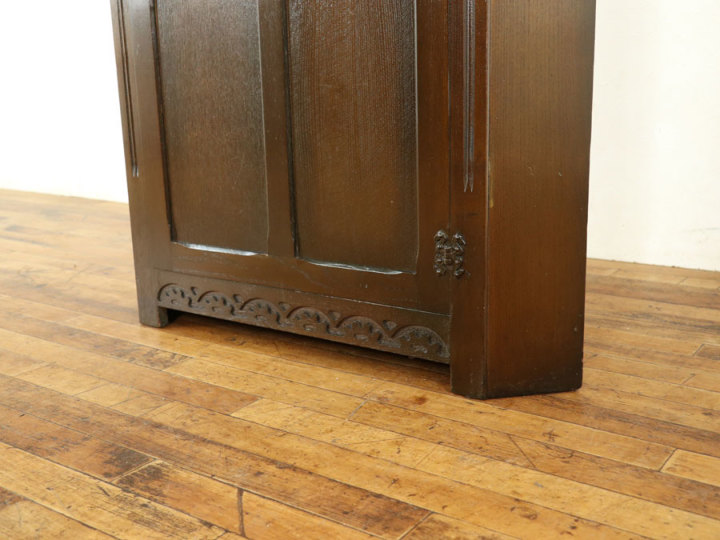 コーナーキャビネット　ガラス扉　COUNTRY FURNITURE ALANT コーナーキャビネット ガラス扉 COUNTRY FURNITURE ALANT