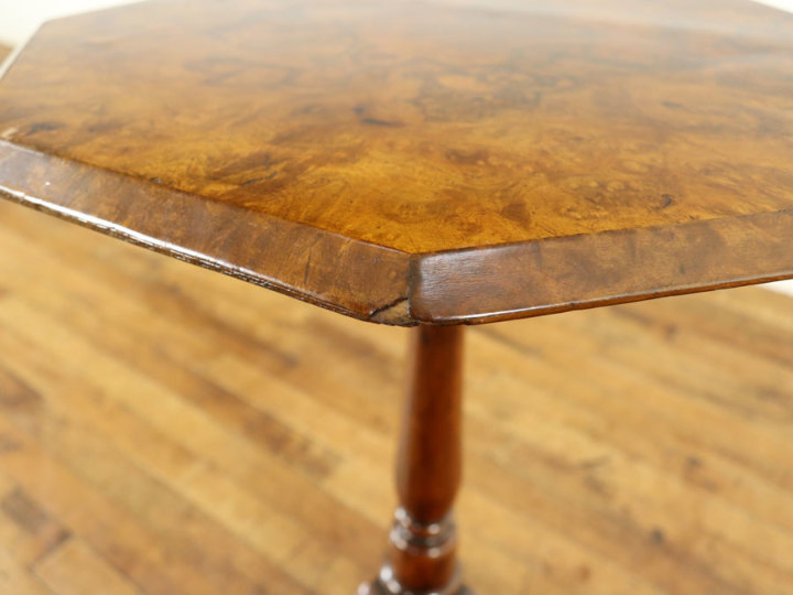 珍しいサイズと珍しい杢目 サイドテーブル 58594 アンティーク家具