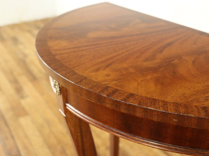 クロッチ杢とリボン杢、マホガニー材を活かしたコンソール 58650