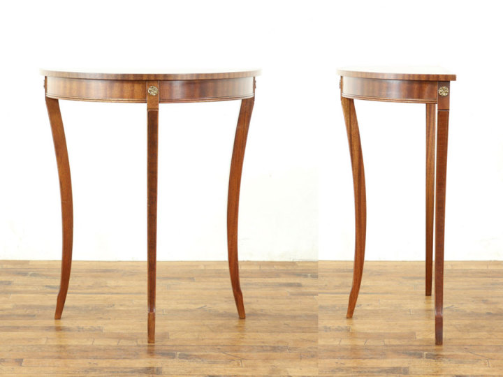 クロッチ杢とリボン杢、マホガニー材を活かしたコンソール 58650