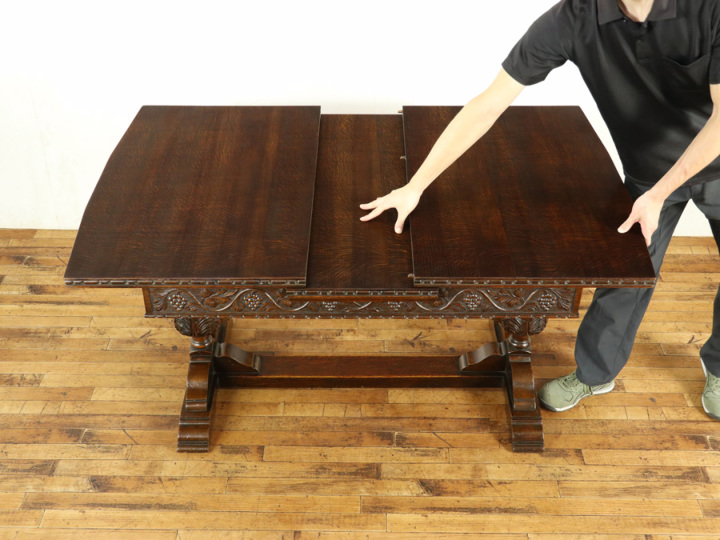 アンティーク　伸縮ダイニングテーブル　ブルボーズレッグ　オーク材 アンティーク 伸縮ダイニングテーブル ブルボーズレッグ オーク材 ブル