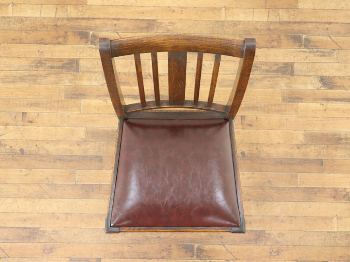 美しさを残したデザインの引き算、シンプルなダイニングチェア 58876