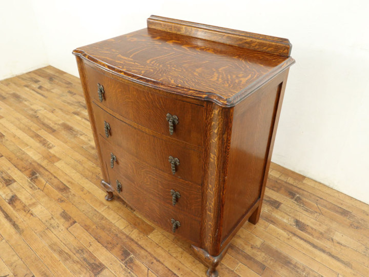 オーク材の虎斑も美しい アールデコチェスト 58888 アンティーク家具