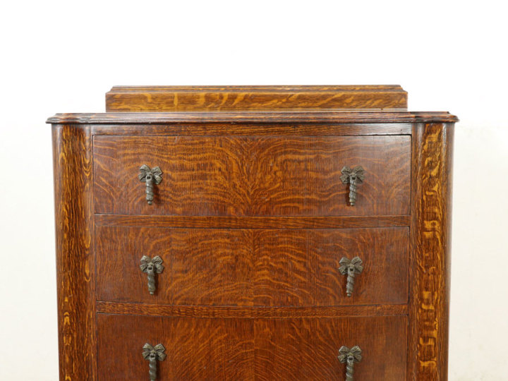 オーク材の虎斑も美しい アールデコチェスト 58888 アンティーク