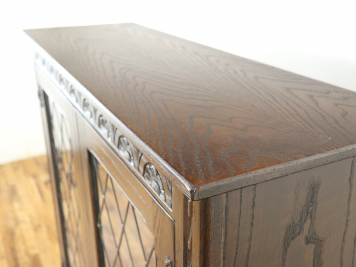 英国 イギリス アンティーク チューダー様式 リネンフォールド ブック