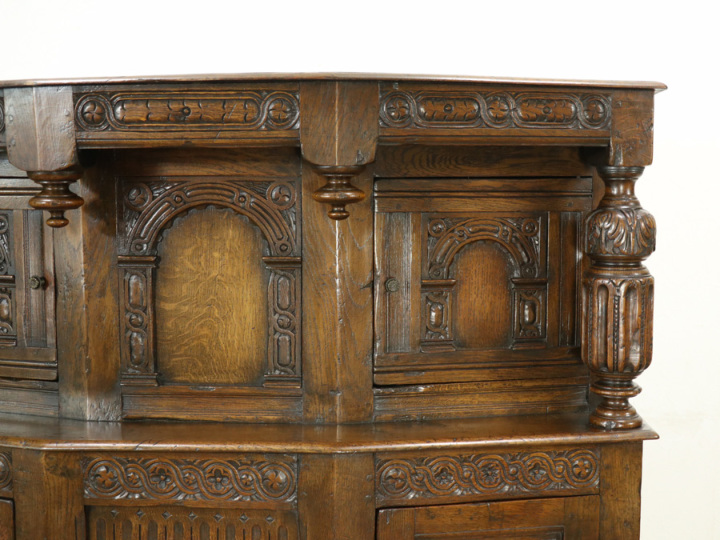 イギリス アンティーク 家具 コートカップボード キャビネット 英国 6760c イギリス アンティーク 家具 コートカップボード キャビネット 英国