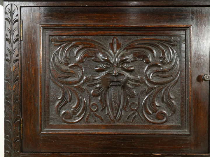 イタリア製ビンテージの緑のカップボード DSC_9936.jpg?v=1720945455&