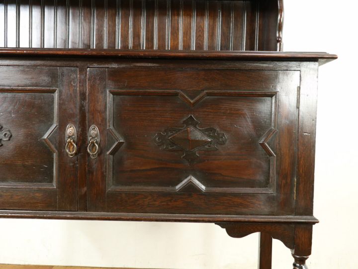 イギリスアンティーク カップボード 59067 アンティーク家具 ウェブ