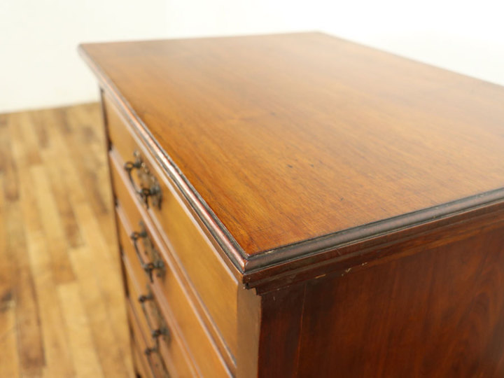 書類整理に最適なファイルキャビネット 59110 アンティーク家具 ウェブ