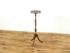 �A���e�B�[�N�Ƌ� �t�����[�X�^���h