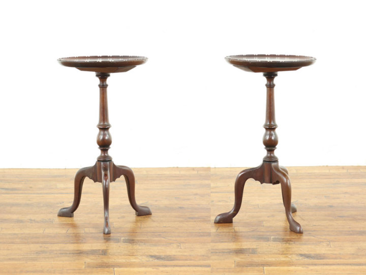 定番の中にもそれぞれの個性 ワインテーブル 59291 アンティーク家具