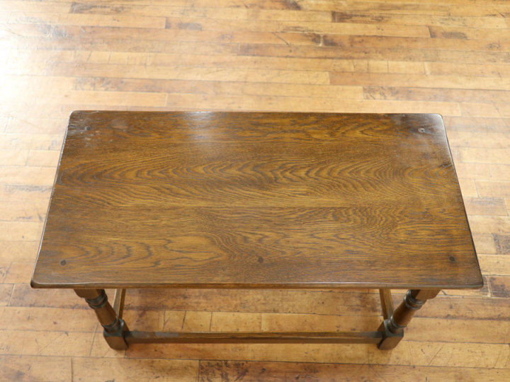 双子のテーブルが出てくる、ネストテーブル 59305 アンティーク家具