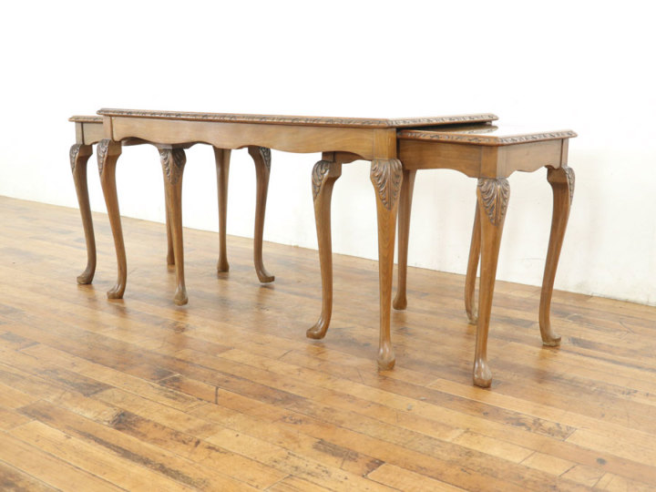 アンティークなコーヒーテーブル Coffee Table / コーヒーテーブル 〈センターテーブル・サイド