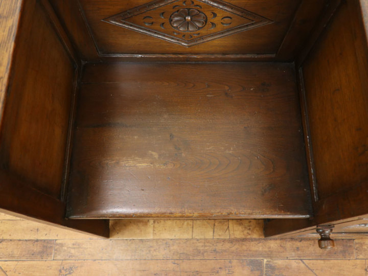 【送料込】アンティーク・テレフォンベンチ CHIPPY HEATH テレフォンベンチ | ロイズ・アンティークス