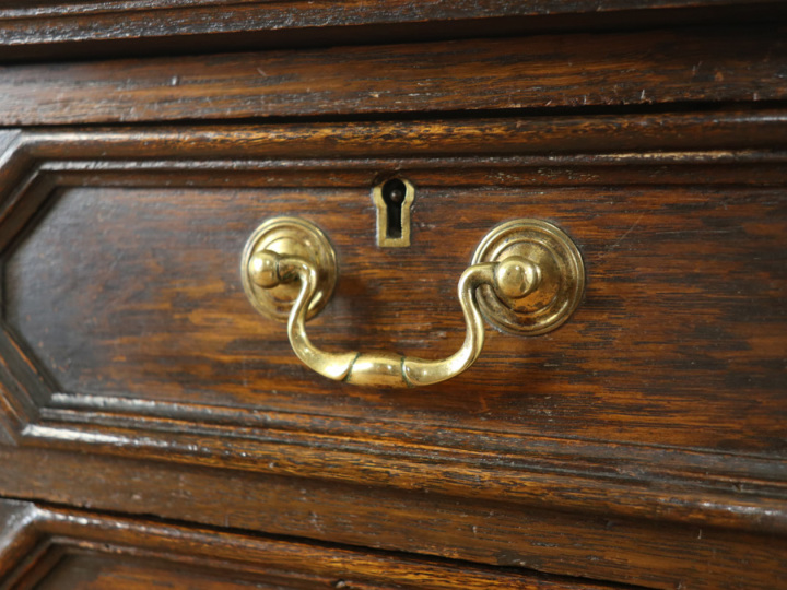 ツイストレッグも魅力 イギリスアンティーク家具 デスク 59839