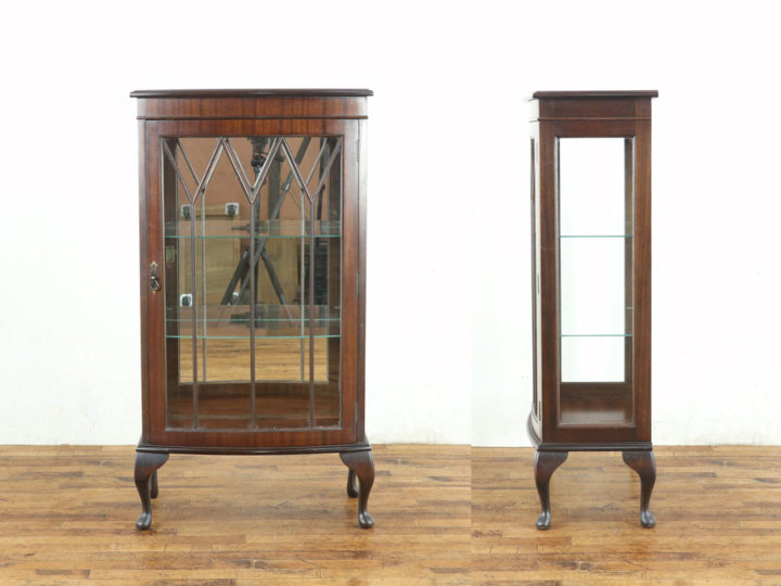 さりげない上品さ ショーケース 59865 アンティーク家具 ウェブサイト