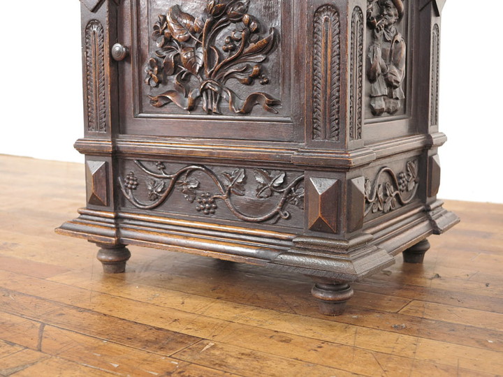 お値下げ！アメリカ製アンティーク，ナイトテーブル，サイドテーブル お値下げ！アメリカ製アンティーク，ナイトテーブル，サイドテーブル