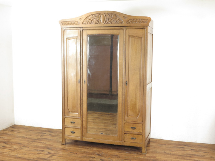 ���[�h���[�u�@�A���e�B�[�N�t���b�N�X