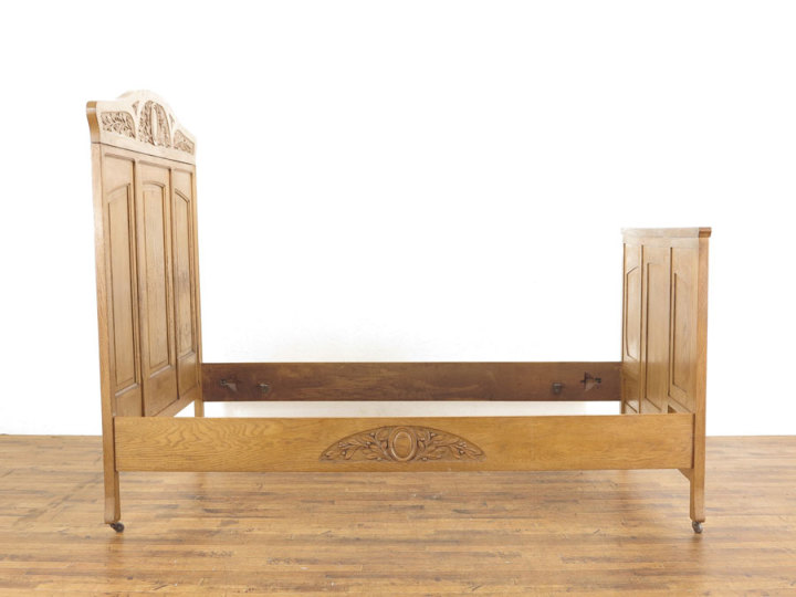 大きめサイズのアールヌーヴォーベッドフレーム 62960b アンティーク