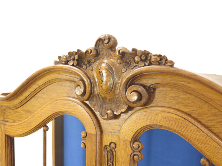 猫脚キャビネット 63396 アンティーク家具 ウェブサイト商品一覧 日本