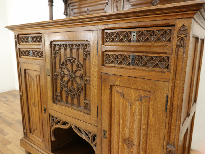 蔵出し アンティークキャビネット【大小セット】 ゴシックスタイル キャビネット 63874 アンティーク家具 ウェブサイト