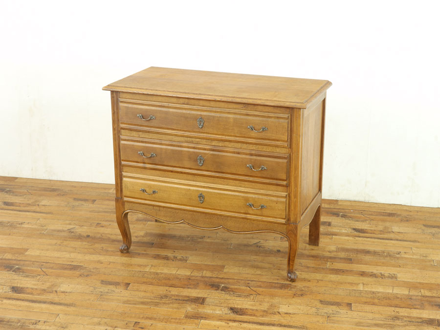 素朴で落ち着く雰囲気 フランスチェスト 64258 アンティーク家具