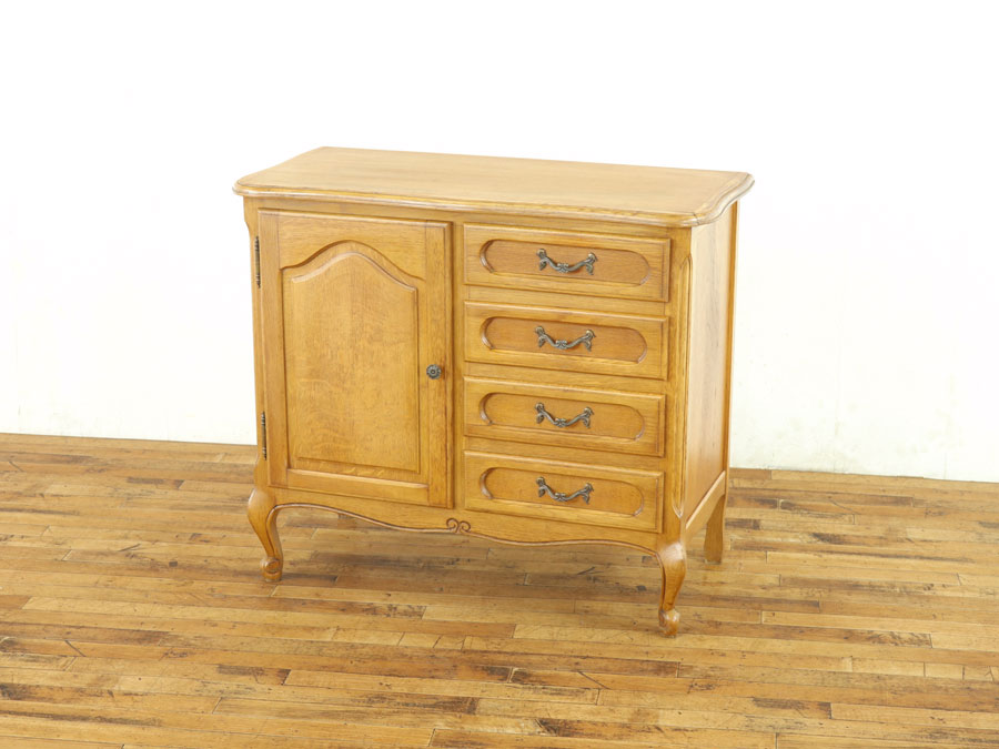 アンティーク　サイドキャビネット サイドボードのようなレイアウト サイドキャビネット 64268